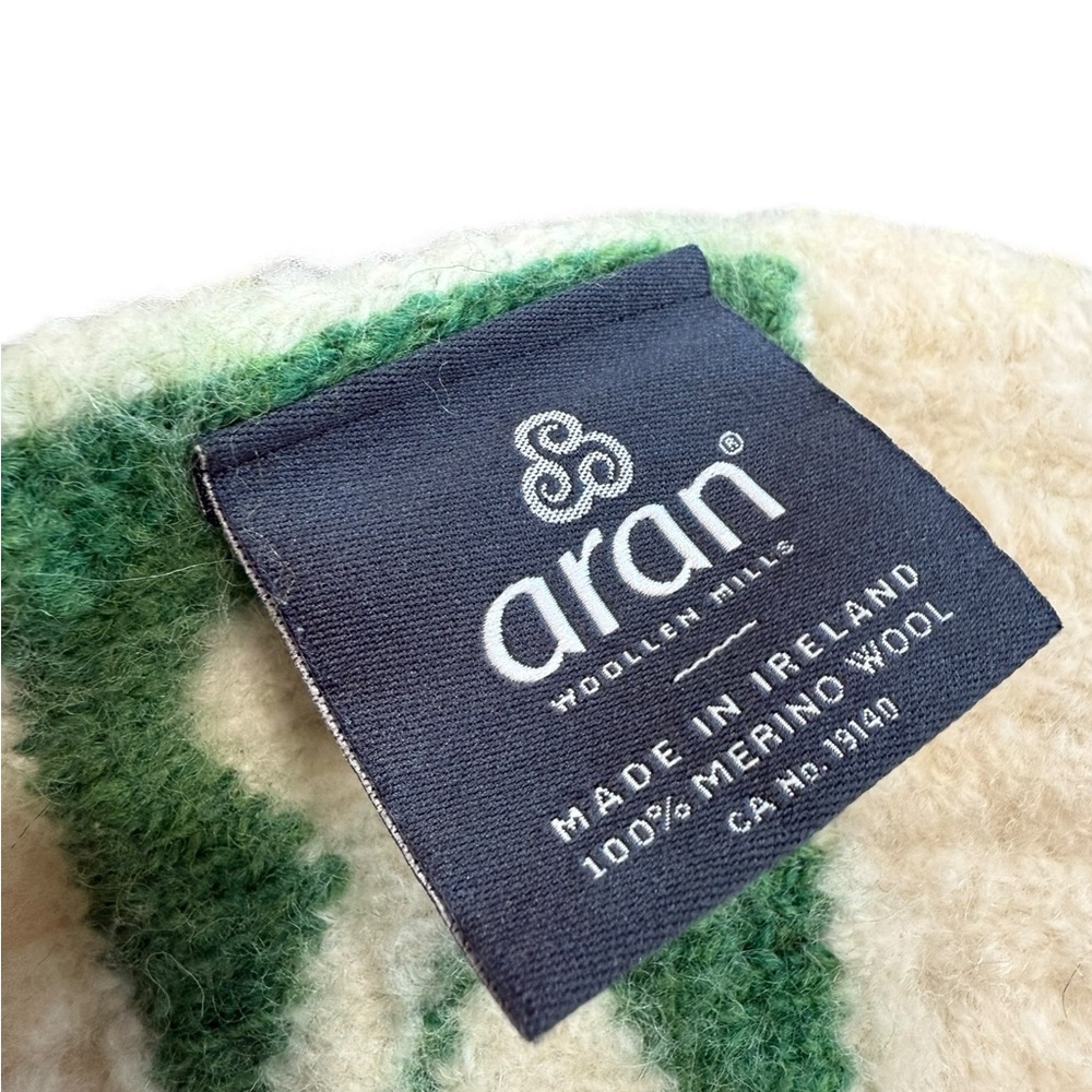 Aran Merino Wool Baby Blanket - Picture 2 of 4